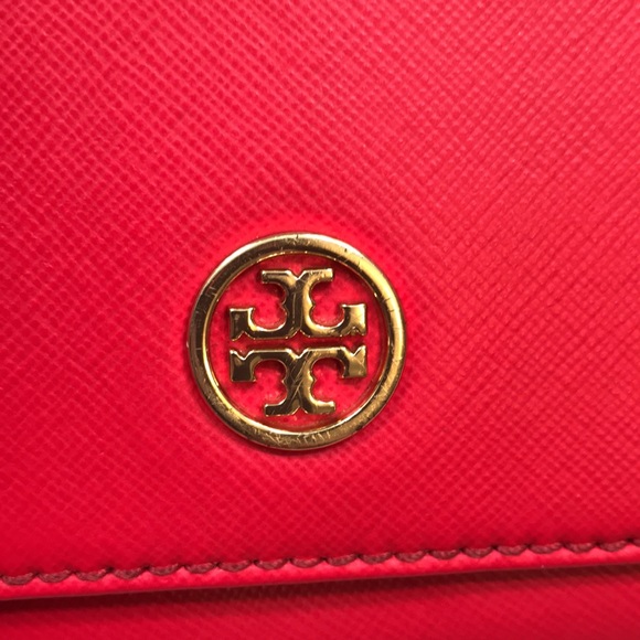 Tory Burch Chain Crossbody - Picture 10 of 16